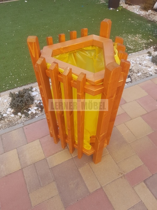 Fa szeméttároló, szemetes, kuka